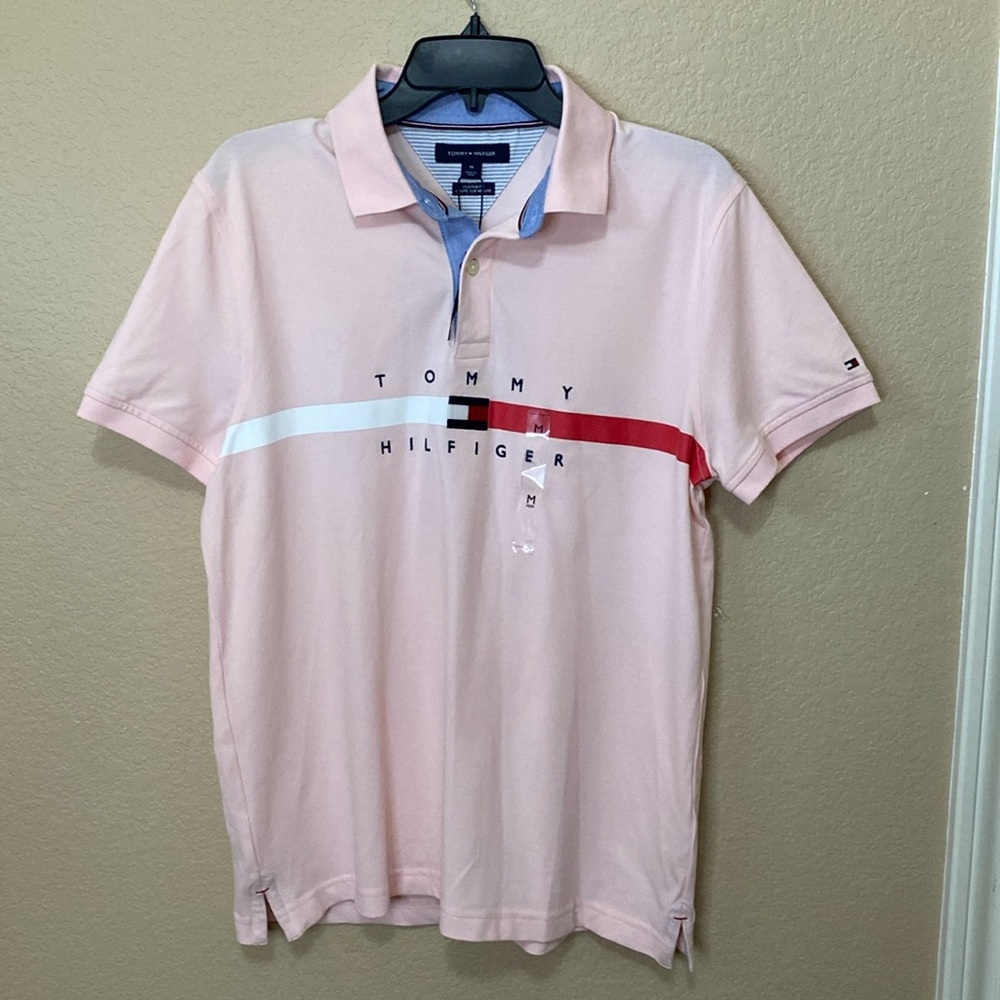 Men’s Tommy Hilfiger soft Pink Polo Shirt NWT size M Embroidered Logo